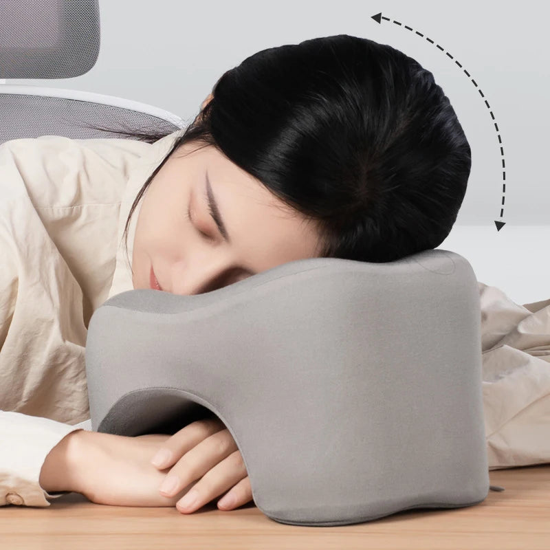 coussin voyage confortable gris ergonomique mousse mémoire forme fermeture glissière
