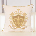 housse coussin brodée doré lys couronne élégante noir bleu marine décorative canapé sofa chambreôtel