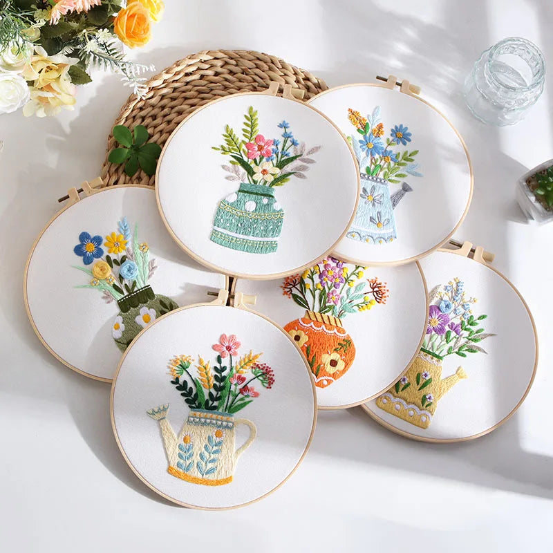 kit broderie tissu coton fleurs vases multicolore instructions aiguille anneaux DIY decoration chambre pastoral