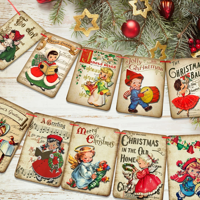 Bannière de Noël vintage en papier multicolore suspendue dans un intérieur