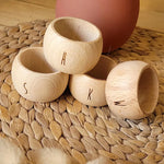 Anneau de serviette en bois avec motif cœur pour événements spéciaux