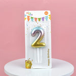 bougies forme chiffre anniversaire or argent bleu rose gradient moderne festives tringle
