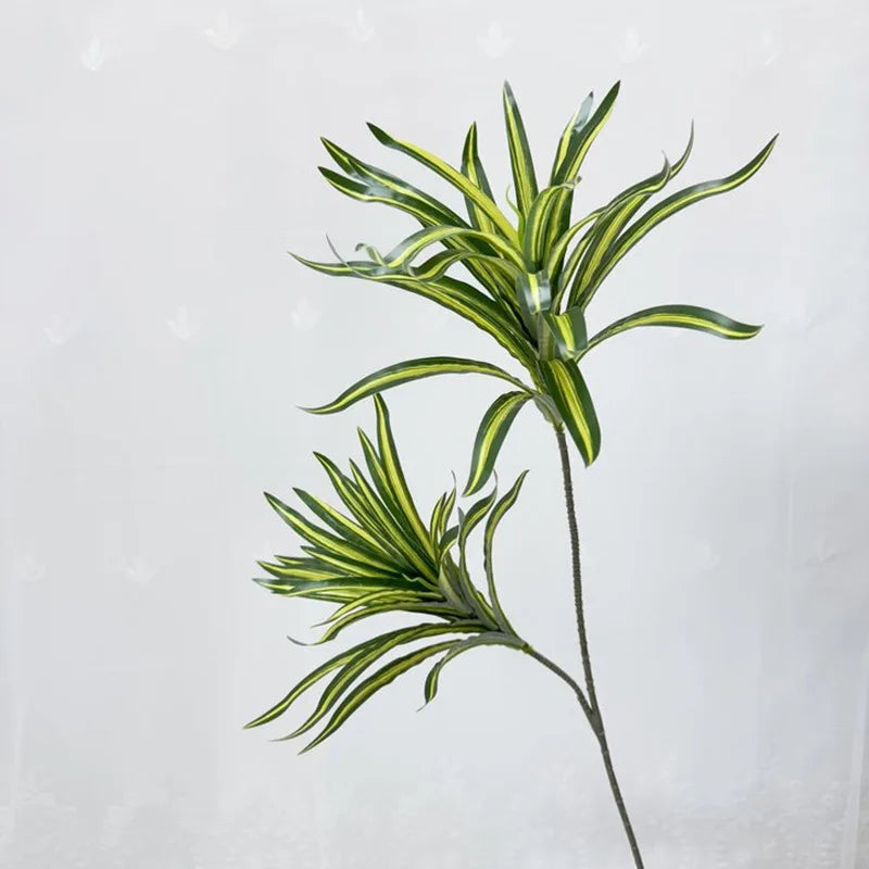 plantes artificielles vertes feuilles fines décoration intérieure moderne branchies striées minimalistes