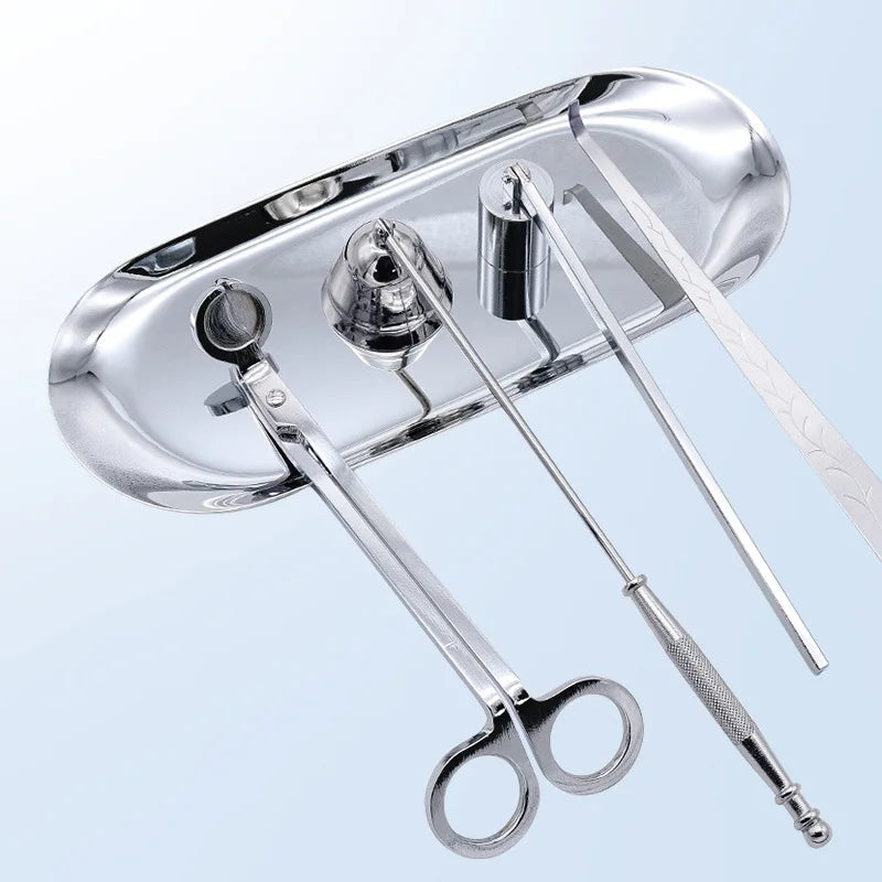 outils bougies couteau cloche extinction plateau moderne noir doré argenté lisses opaques