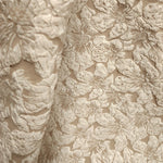 tissu polyester brocart fleurs relief rose clair beige gris rouge jaune doré opacité Jacquard