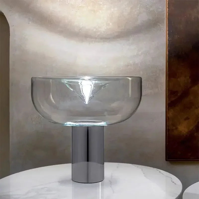 lampe table moderne minimaliste transparente chromée base solide câble électrique warm light