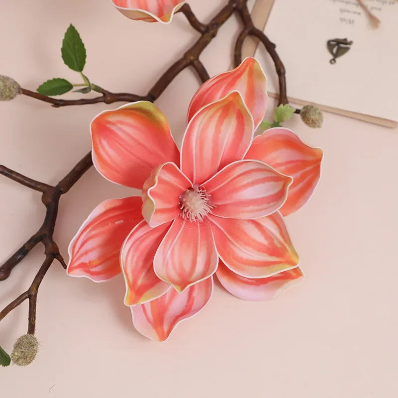 décoration intérieure branche magnolia artificielle fleurs rose blanches naturel salon maison événements