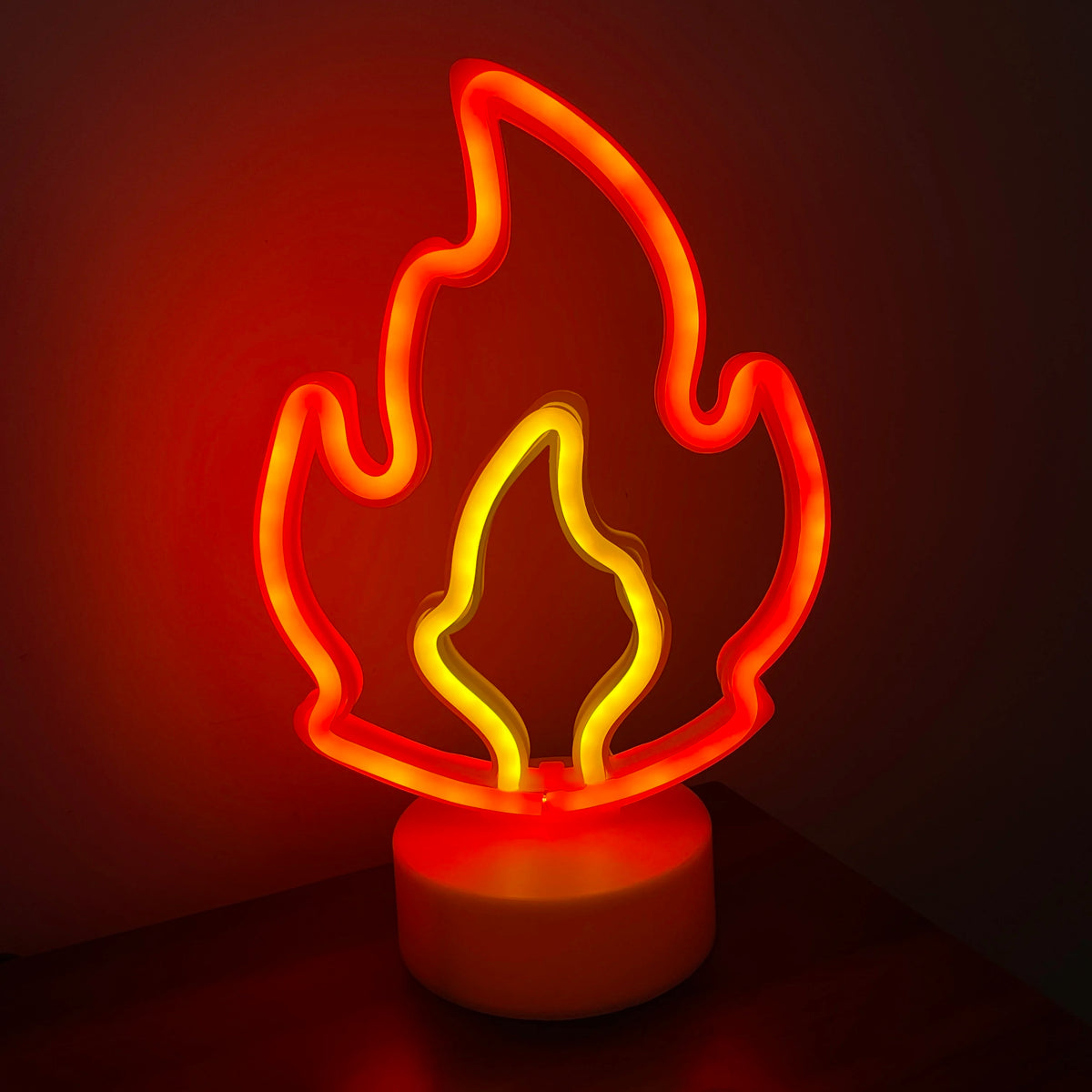 lampe néon décorative moderne forme géométrique simple rouge bleu vert blanc