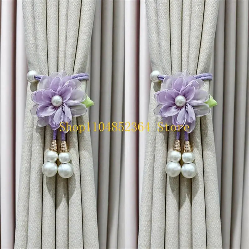 rubans fenêtre décoratifs élégants couleurs variées bleu rose beige