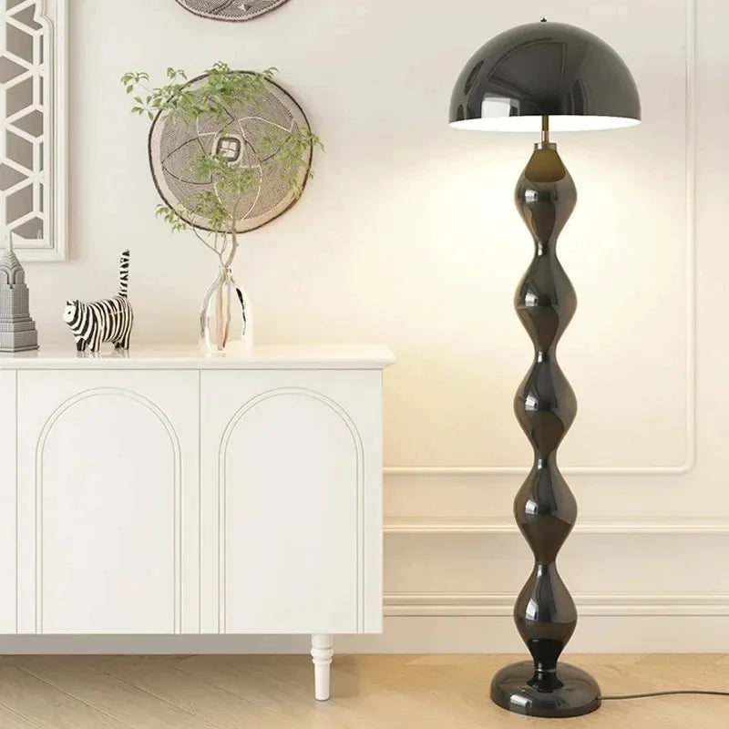 lampe sol moderne spirale verte rouge blanche grise bleue noire fer résine