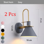 lampe murale moderne conique vis fixation noir blanc rose bleu marine jaune gris minimaliste