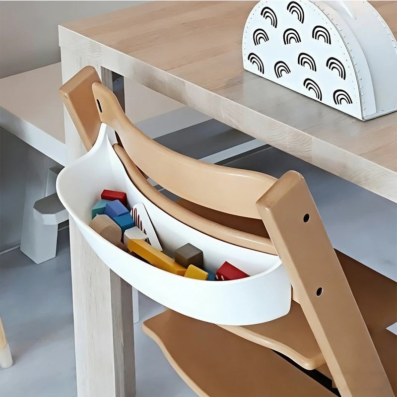 siège haute enfant portable rangement compartiments clips assise dossier moderne blanc noir bleu clair