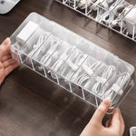 Boîte rangement câbles sur un bureau moderne