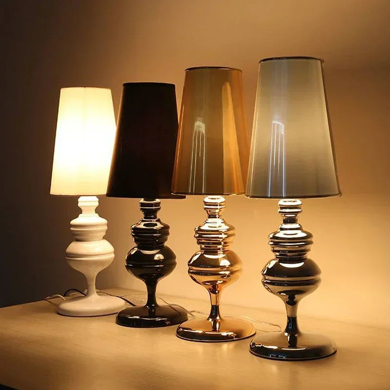 lampes table décoratives élégantes noir blanc abat jours texturés motifs sculptés baroques