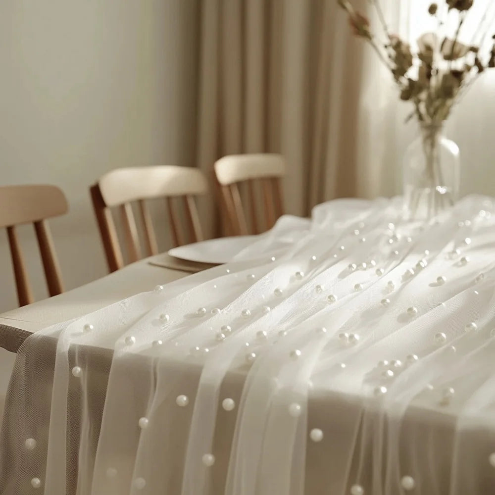 table table blanc nacrées tulle semi transparent élégante mariage festif chandeliers bougies