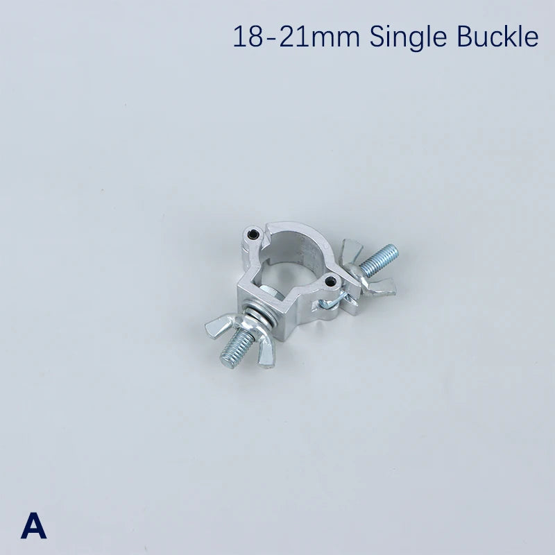 pinces botte argentées lisses industrielles vis fixations écrous différentes tailles scène dj