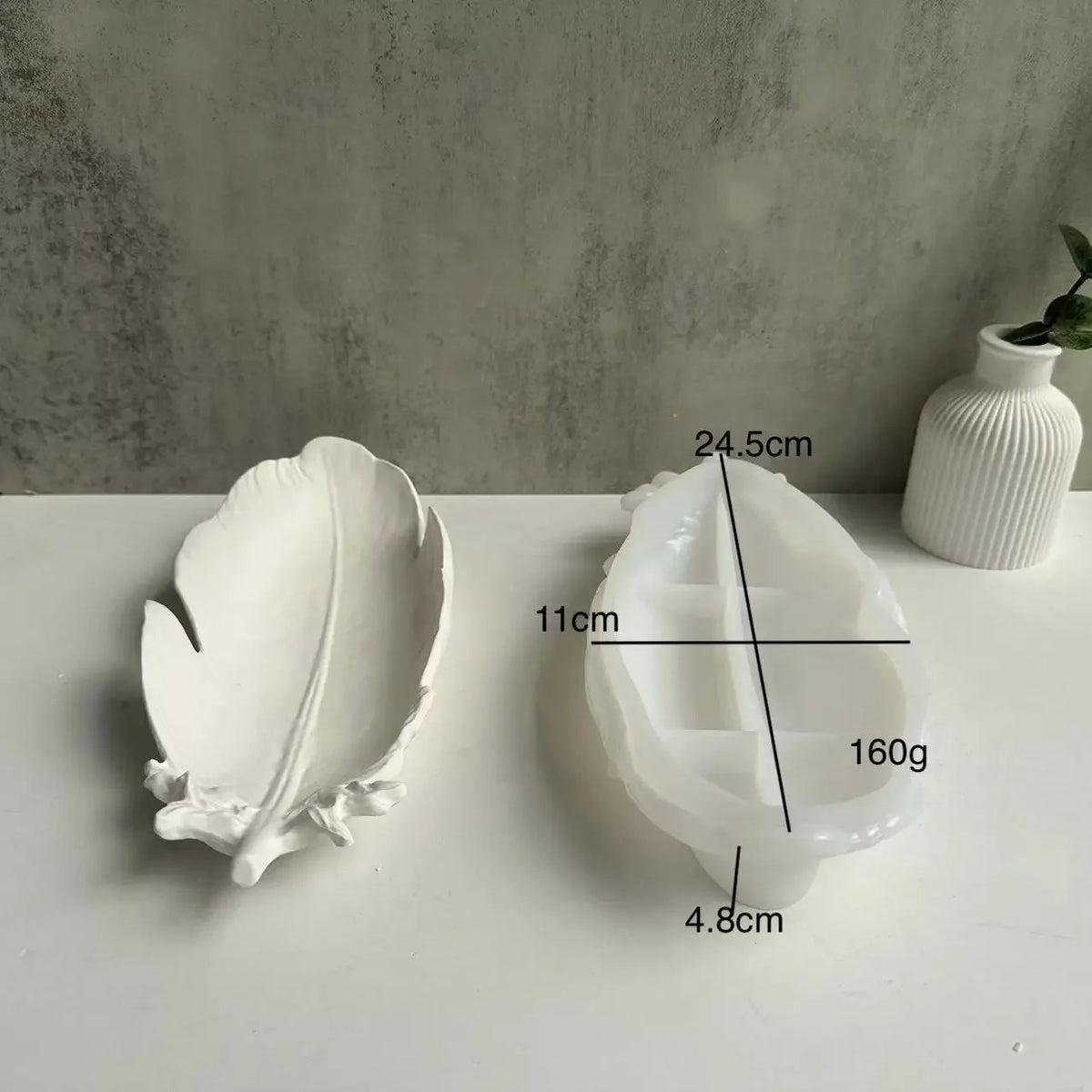 moule silicone feuille main blanc opaques decoratif artistique barbes lisse inclusion plante verte