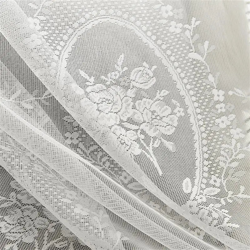 rideau voilage gris foncé motifs floraux translucide bohème chic vintage chambre coucher