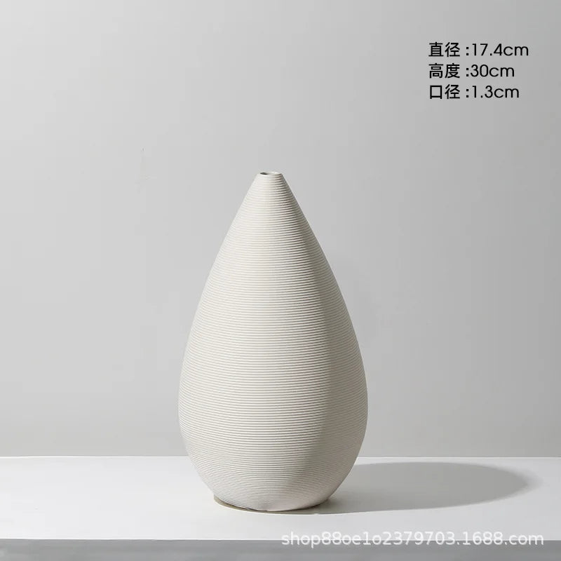 vases céramique blancs rayures horizontales modernes fleurs artificielles