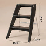 trois marches plastique transparent moderne minimaliste pieds métalliques porte ouverte poids 150kg