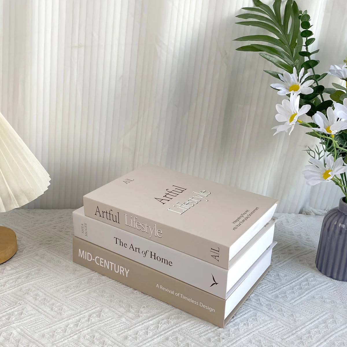 décoration maison livres faux minimalistes modernes beiges blancs simples lisses