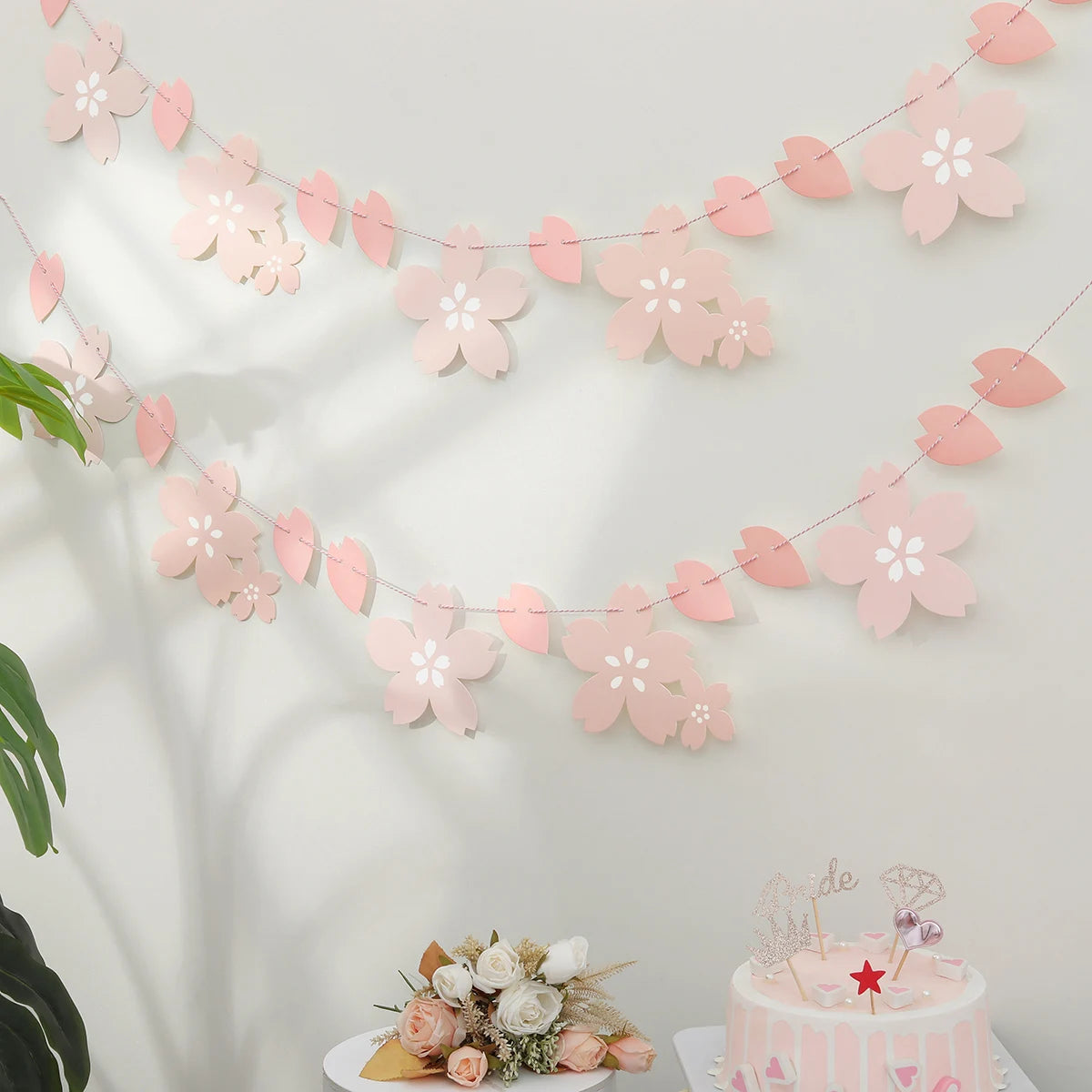 guirlande décorative fleurs cerisier papier rose blanc festif japon gradient
