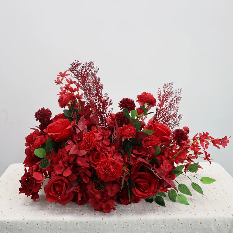 décoration maison arrangement floral artificiel rouge roses hydrangéas anthuriums anniversaire mariage