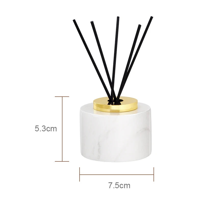 ensemble salle bain marbre blanc doré distributeur savon boîte mouchoirs diffuseur moderne