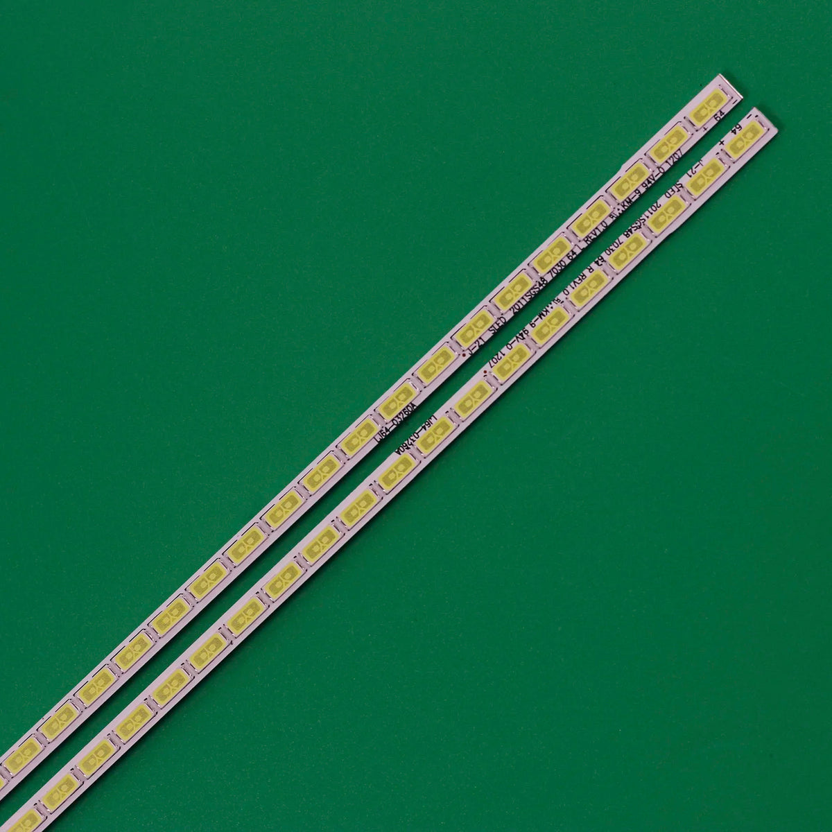 ruban led blanc ligne rectiligne moderne connecteurs opacité led 48 inch 64 diodes