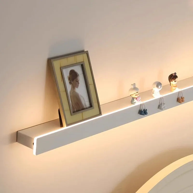 étagère murale lumineuse moderne éclairage blanc rectangulaire lisse fixée mur