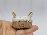 miniature panier osier rustique accessoires maison poupée décoration rangement paille naturel artisanal