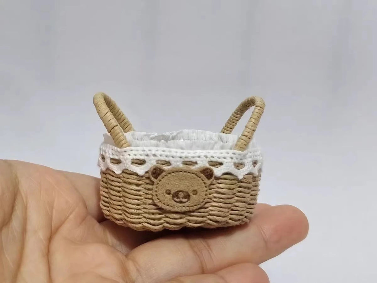 miniature panier osier rustique accessoires maison poupée décoration rangement paille naturel artisanal
