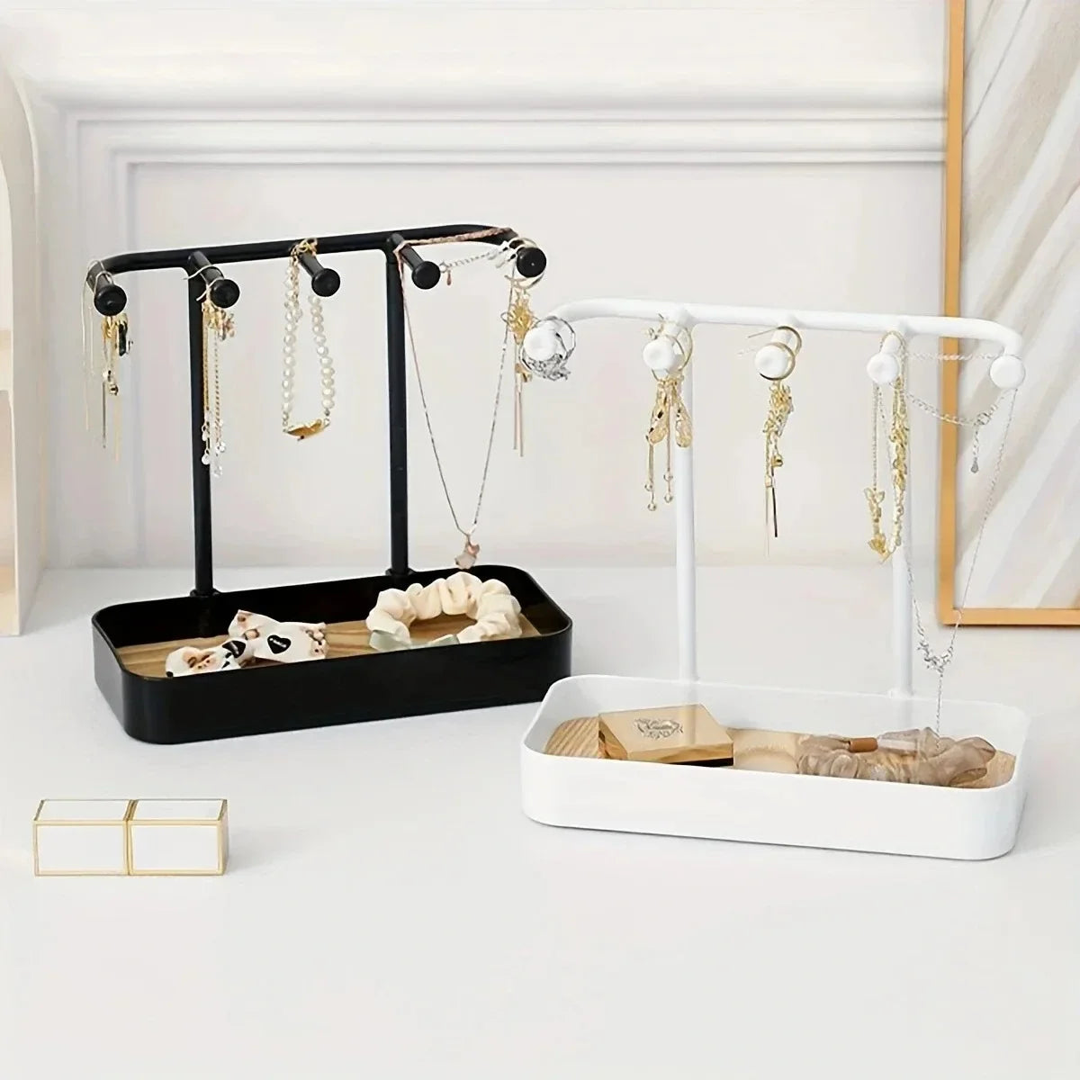 présentoir bijoux moderne boîtes rangement noir blanc texture bois