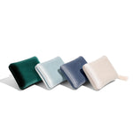 boîtes rangement bijoux pochettes velours classiques réutilisables couleurs vert foncé rose violet pompon