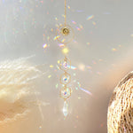 pendentif décoratif or multicolore fleur lotus cercles dorés élégant bohème