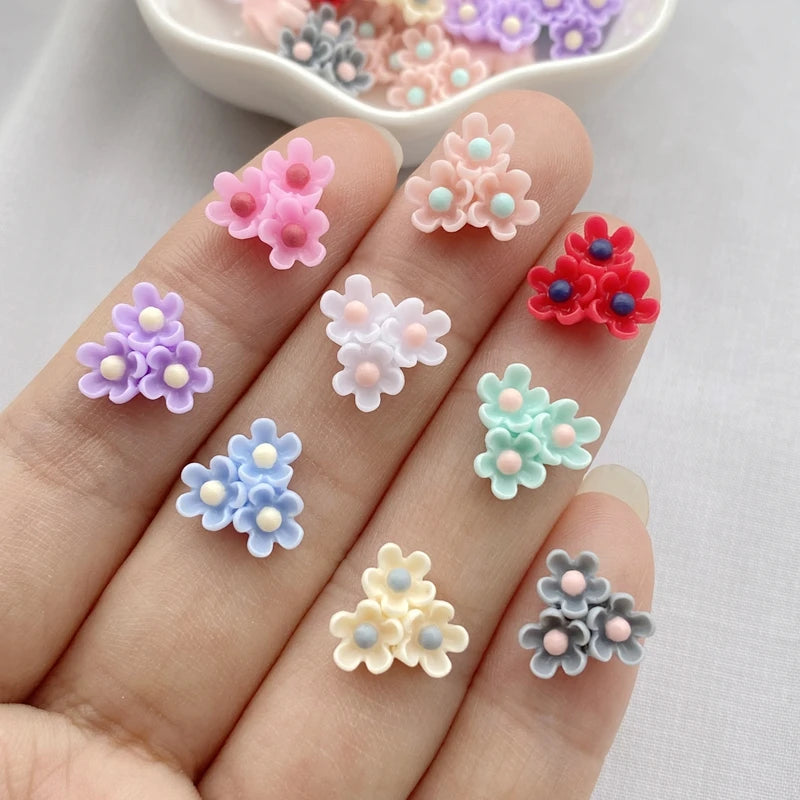 paillettes résine fleurs artificielles miniatures ornements pétale centre rouge rose violet bleu gris beige