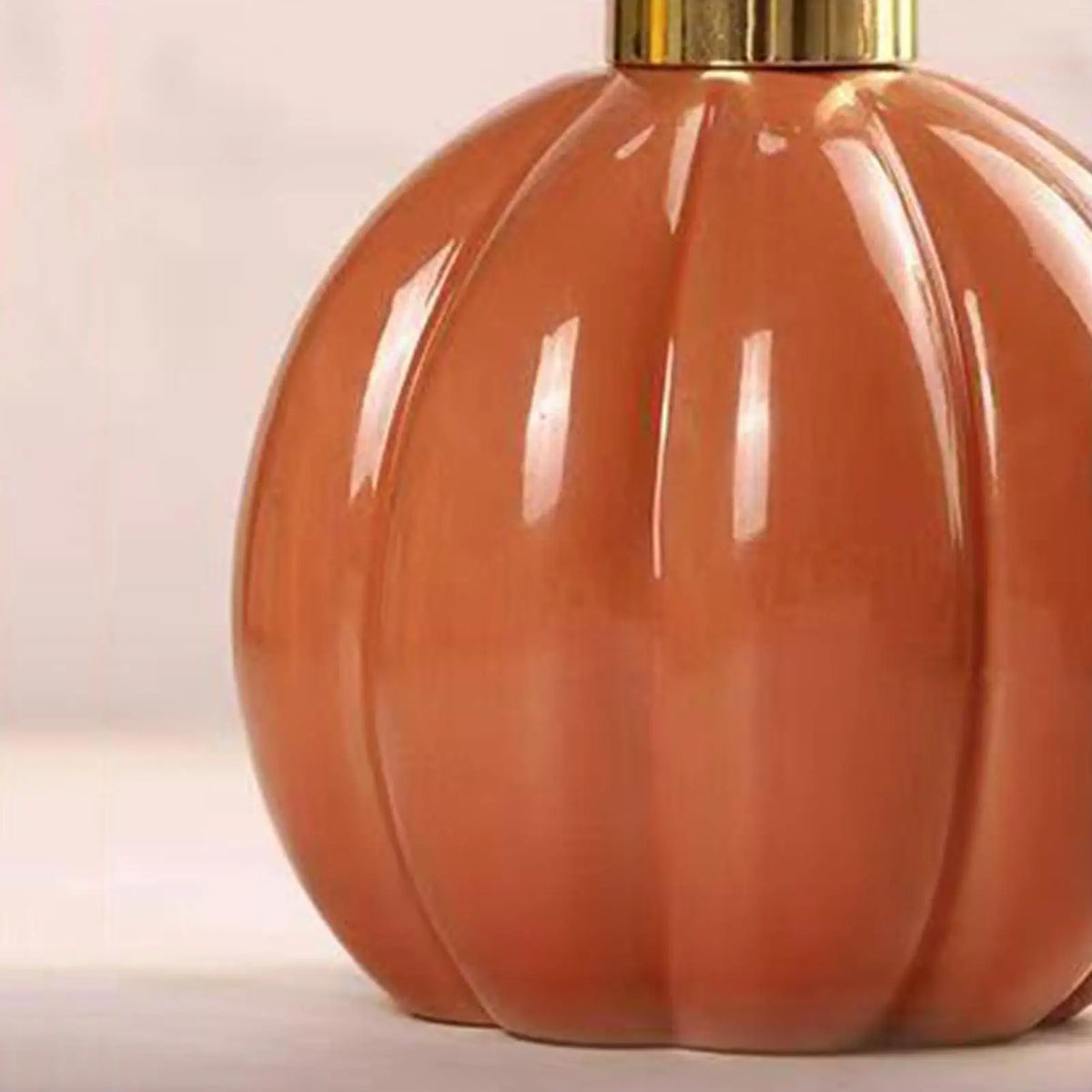 distributeur savon liquide citrouille orange moderne rechargeable pompe dorée