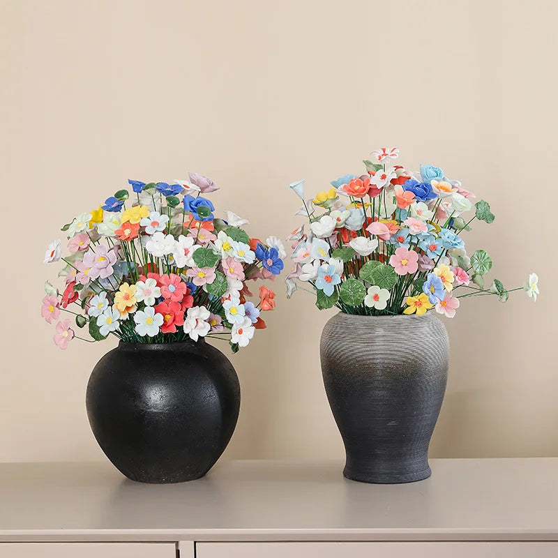 décoration intérieure bouquets artificiels fleurs céramique couleurs variées moderne saint valentin anniversaire mariage