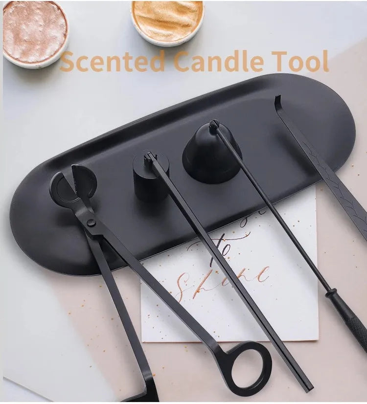 outils bougies couteau cloche extinction plateau moderne noir doré argenté lisses opaques