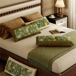 coussin carré velours floral oiseau vert beige traditionnel décor maison lit sofa nouvelle collection