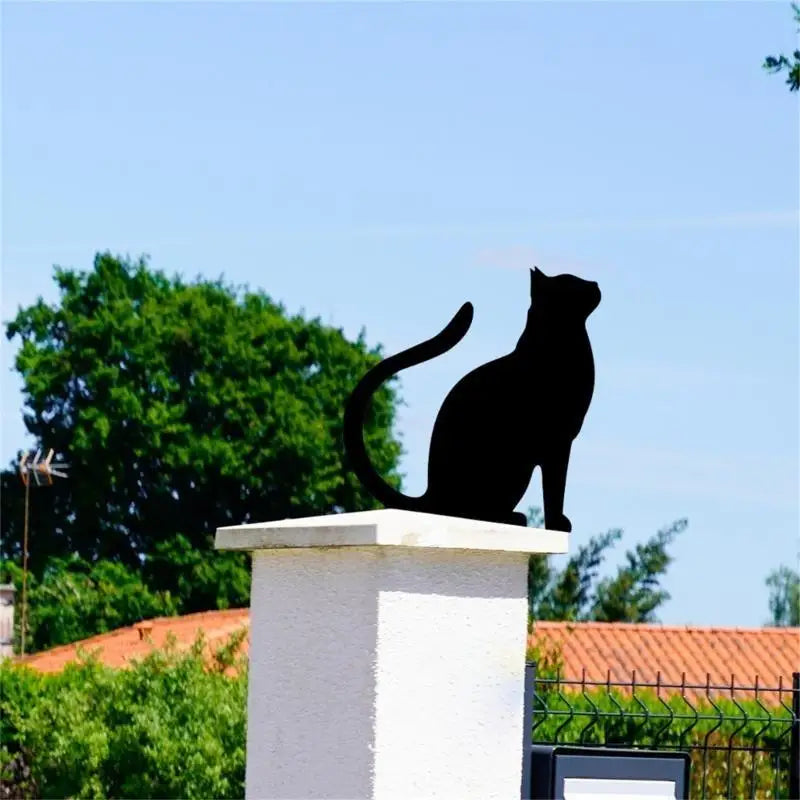 statue silhouette chat noir minimaliste jardin art décor