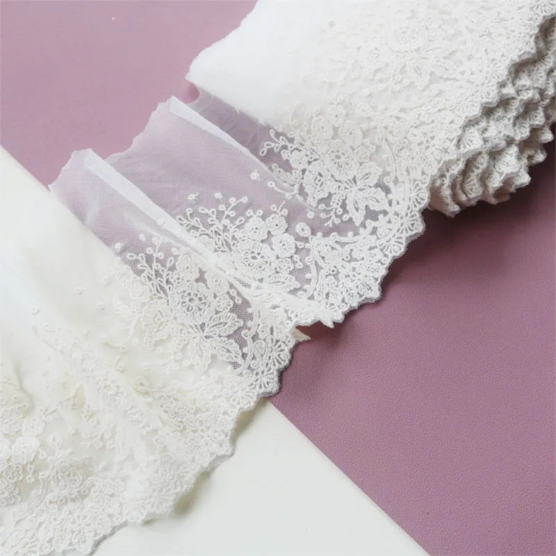ruban dentelle fleurs blanches mariage translucide classique élasthanne polyester largeur sixteen cm erotique deco