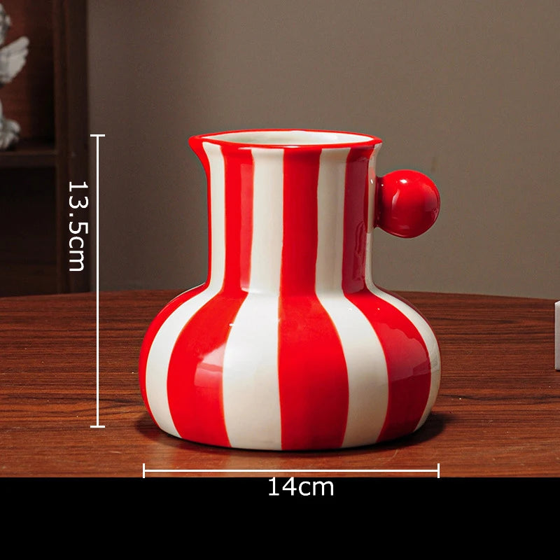 Vases modernes céramique rayures colorées bleu blanc vert rouge jaune