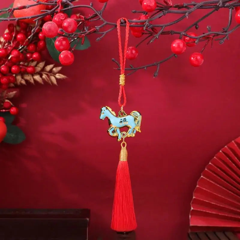 décoration murale pendentif artisanal chevaux franges rouge bleu vert violet rose doré festive