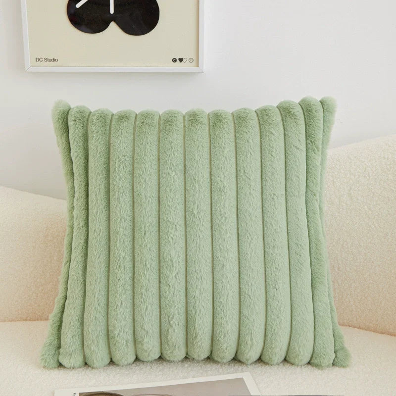 housses coussins décoratifs texturés moderne couleur noir orange beige jaune gris doux pelucheux salon