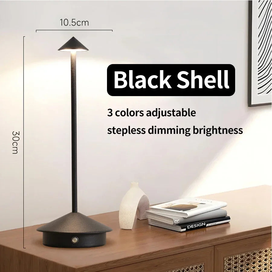 lampe table led contemporaine noire dorée tactile variable ornement décoration salon études