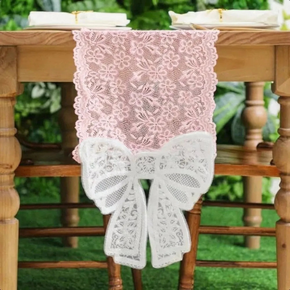 nappe dentelle motif floral transparent mariage fête thème saint valentin vintage élégant rose rouge