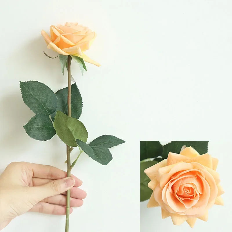 décoration intérieure bouquets roses artificielles rouge rose blanche anniversaire mariage festive automne