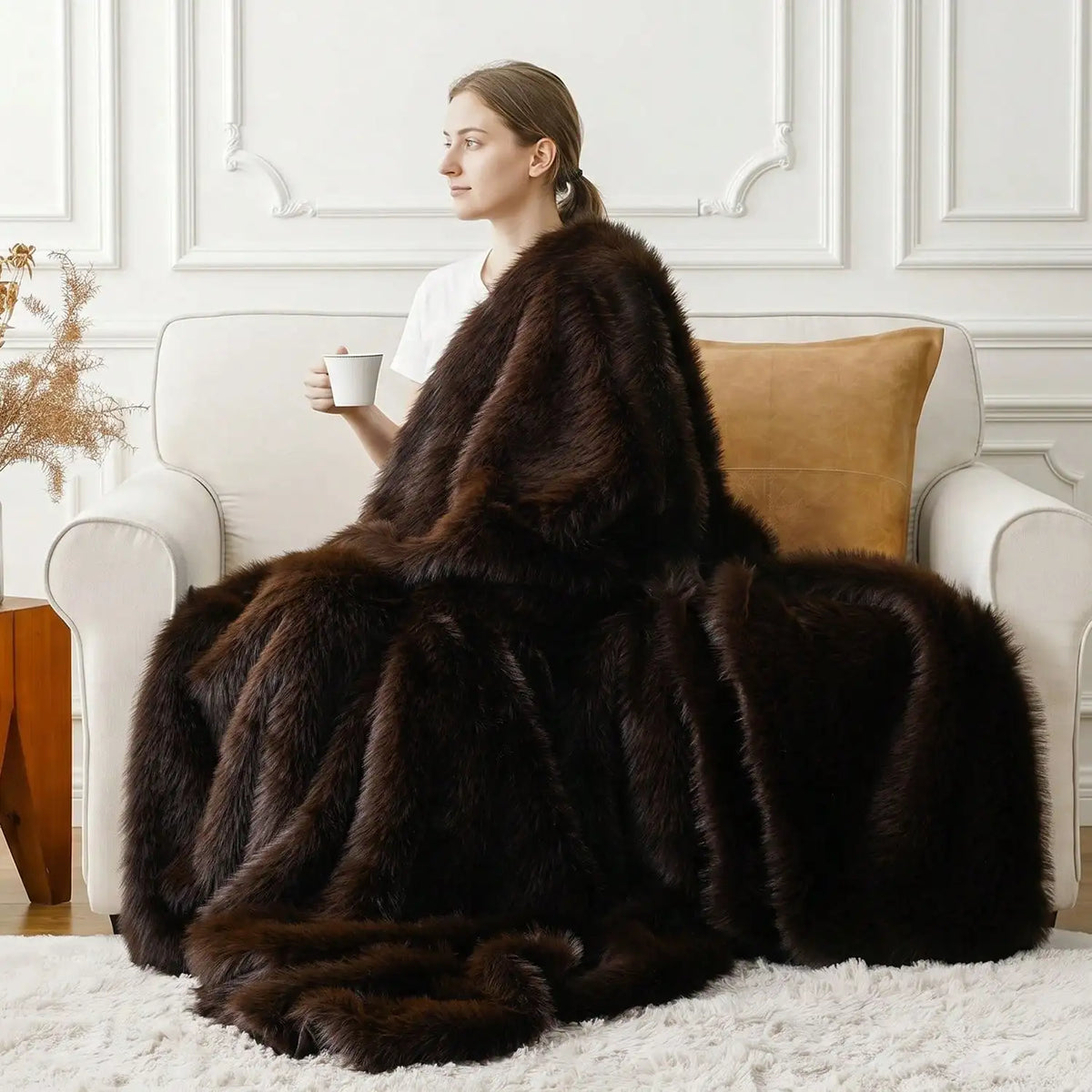 couverture fourrure marron foncé luxueuse douillette grande taille automne hiver usage multiple intérieur voyage
