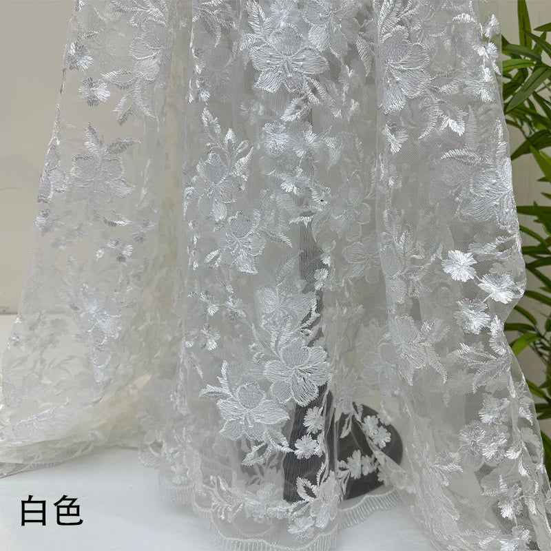 tissu dentelle brodée fleurs transparent rose blanc bleu rouge gris cérémonie mariage soirée